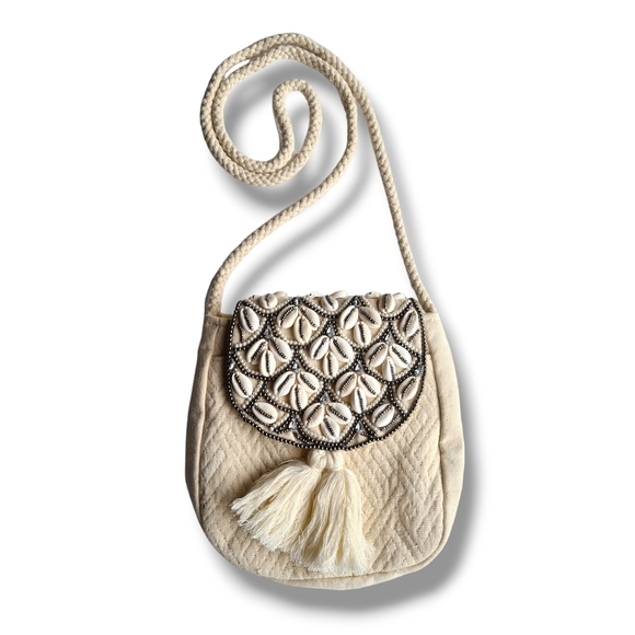 Sportsgirl Ivory Textured Fabric & Shell Crossbody Bag - Picture 2 of 8